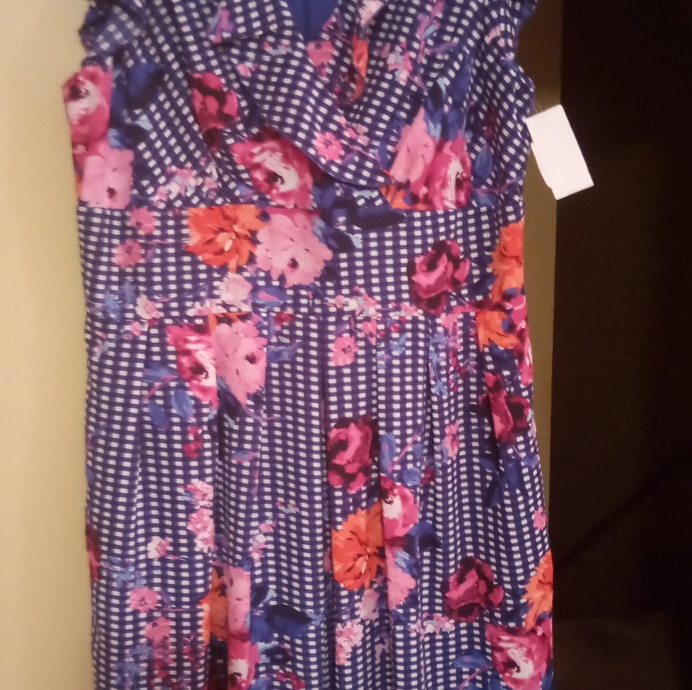 Floral A-line dress!